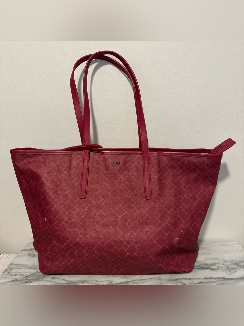 TUMI Everyday tote bag in raspberry coated canvas large capacity